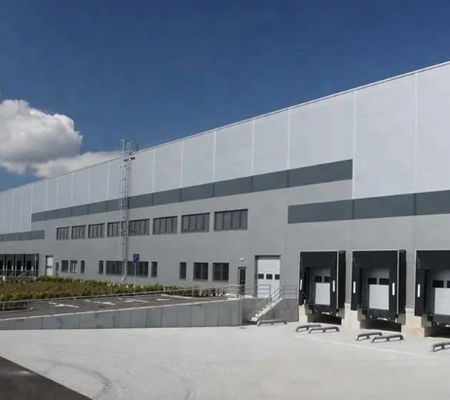 Steel Structure Warehouse with 50 Years Life Time Wind Load Resistant and Welded H-section Construction